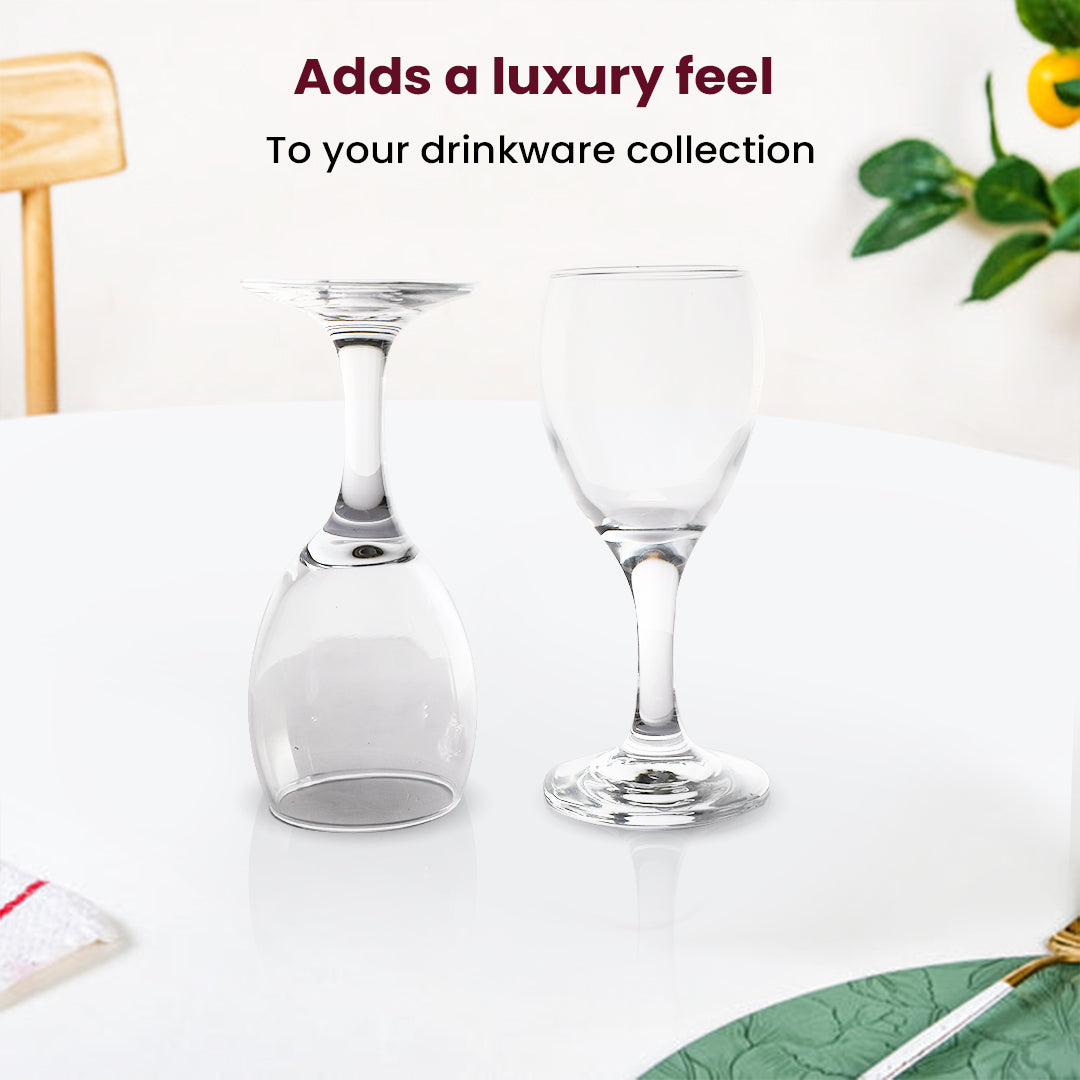 Elegant Clear Glass Wine Glass – 16cm Tall, Classic Design for Wine & Beverages