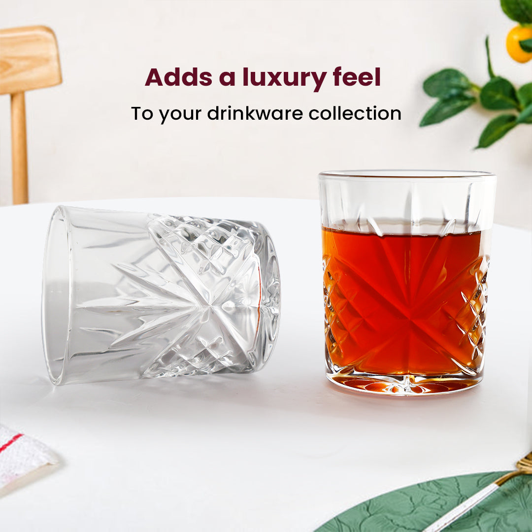 Elegant Cut Glass Tumbler – 8.5×8.5×10 cm Premium Drinking Glass for Whiskey, Cocktails & Beverages